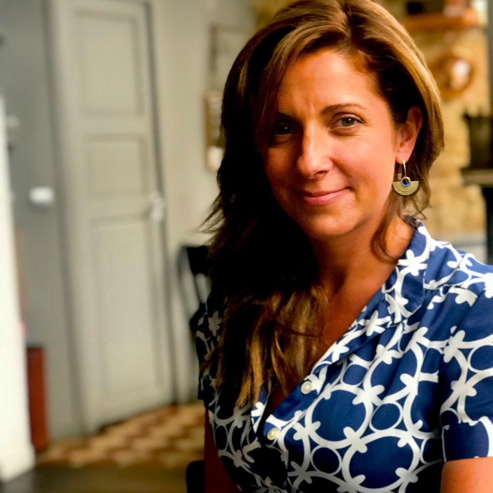 Meet your Posher, Elizabeth